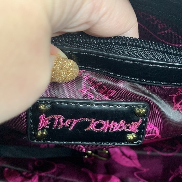 Betsey Johnson Be mine quilted hearts satchel - Picture 10 of 11